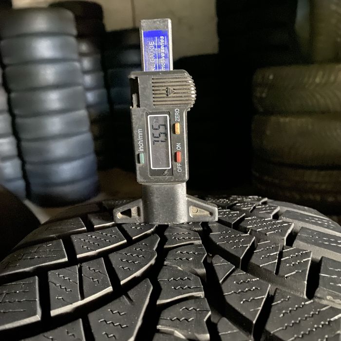 Шини 225/45/17 - 4шт Kumho WinterCraft WP71 зима