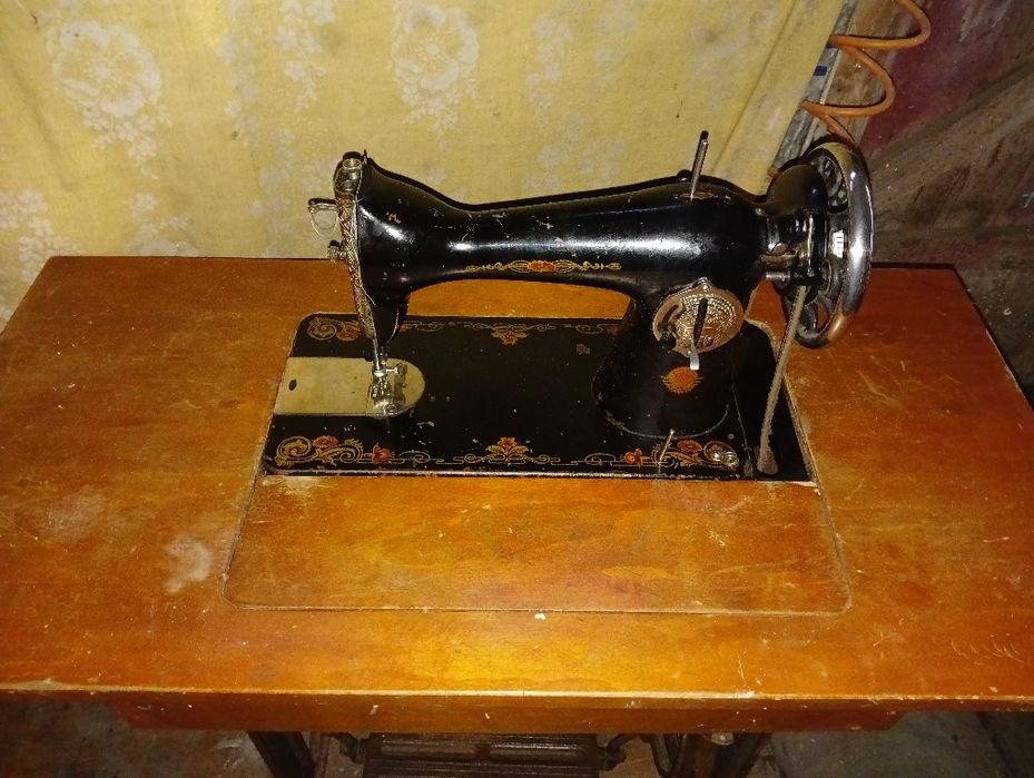 Швейна машинка..