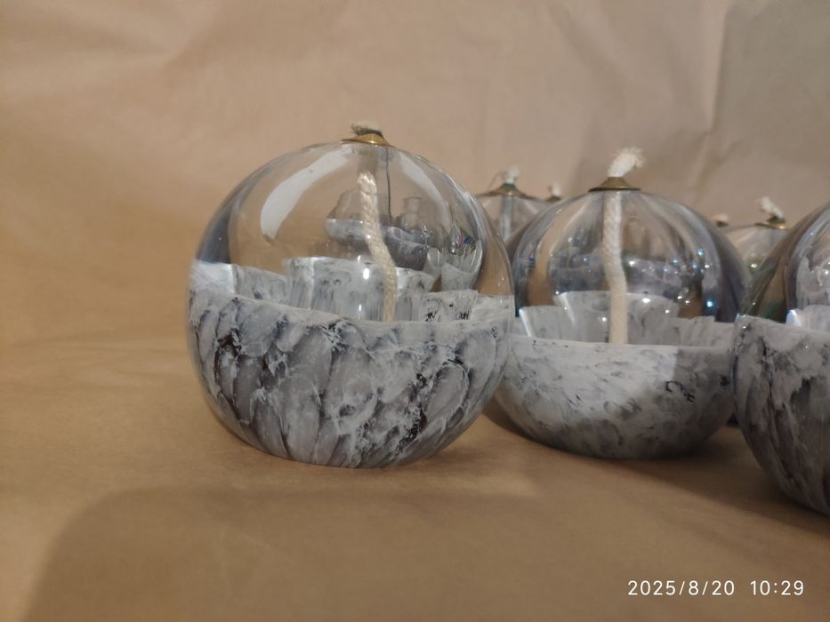 Lampki oliwne / przyciski do papieru