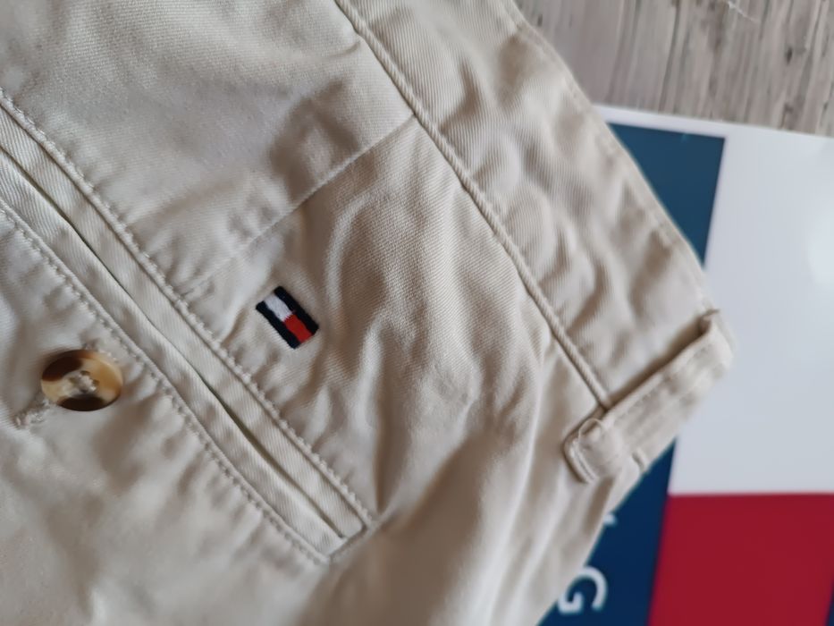 Брендові шорти  Tommy Hilfiger .  Р 48