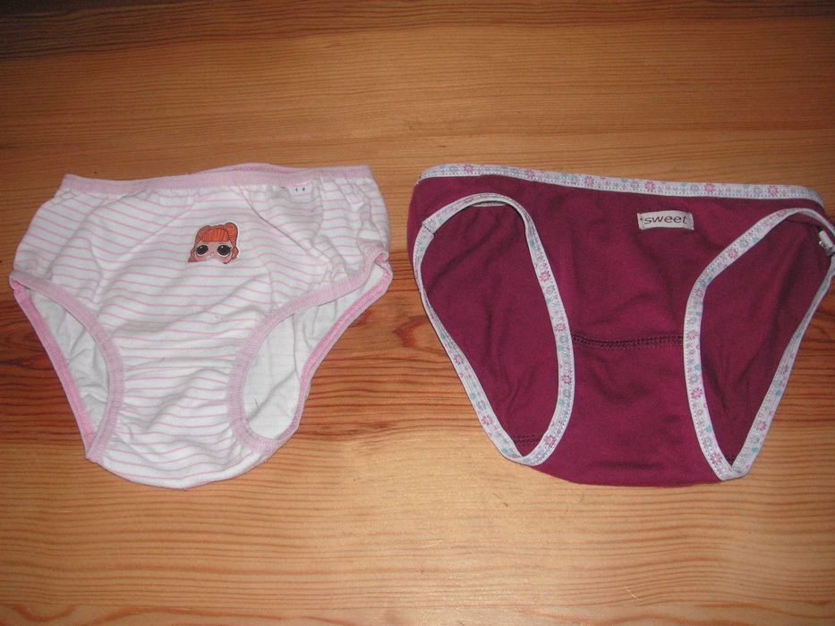 Meias e Cuecas Menina T5/6Anos e T31/34