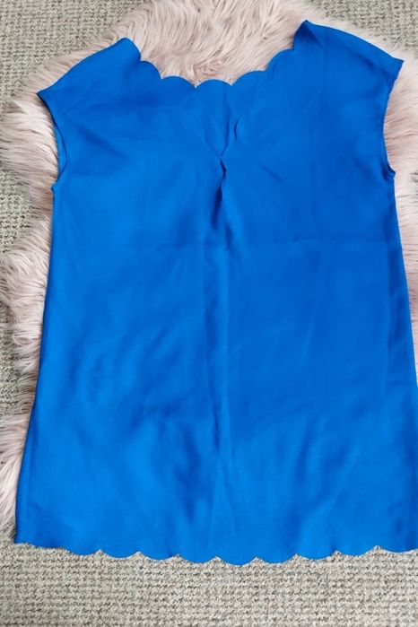 elegancka niebieska bluzka damska