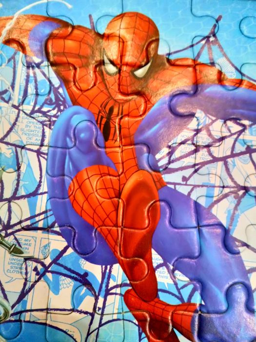 Пазл Spider Man 40 шт. + подарунок