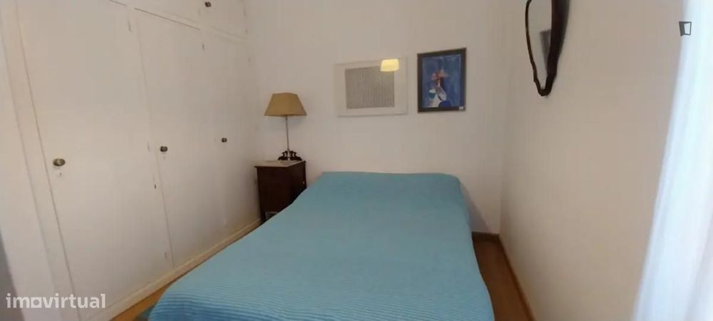 Quarto - localizado em Cascais Lisbon