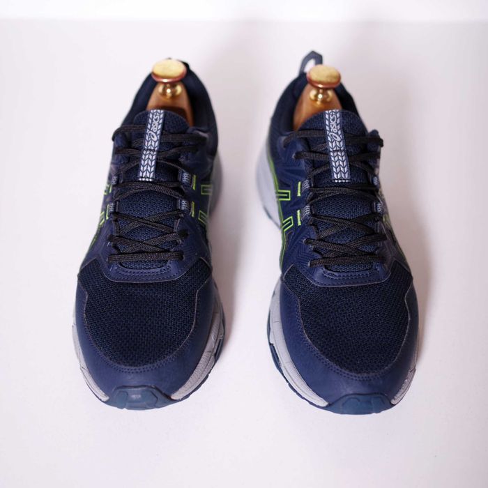 Трекінгові кросівки Asics Gel Memuro оригінал 44 розмір чудовий стан