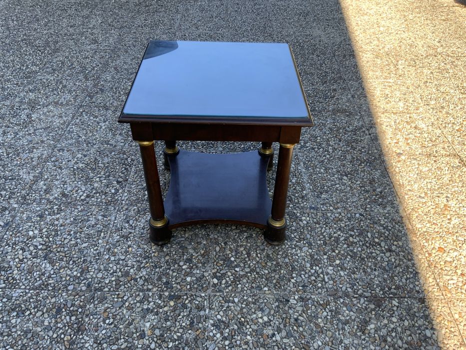 Mesa de apoio de Madeira