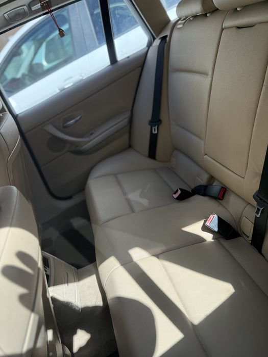 Vende se BMW 320D 2008
