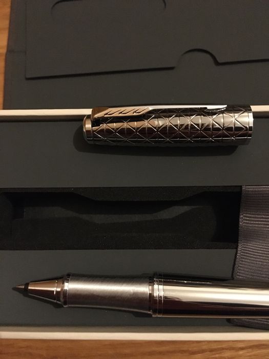 Caneta Parker Nova em Caixa