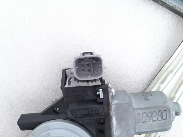 Elevador vidros trás esquerdo NISSAN Juke (F15)