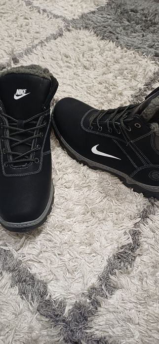 Buty męskie zimowe nowe, rozmiar 45