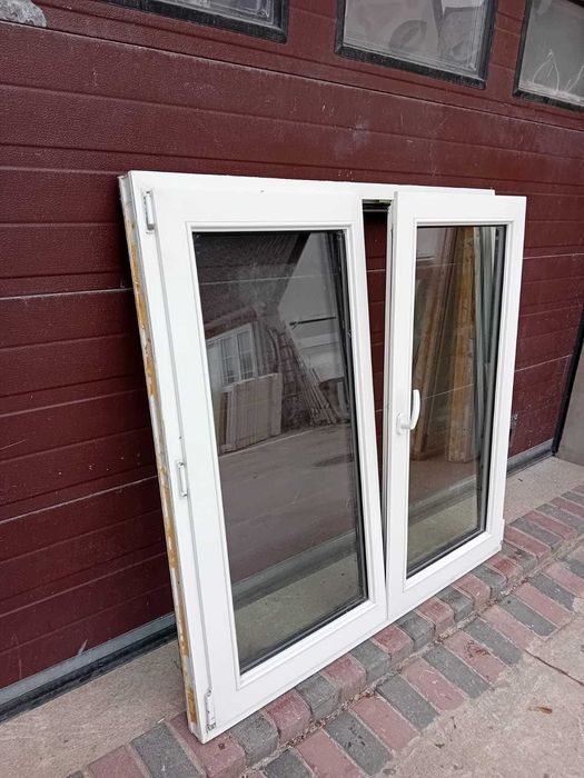 Okna niebieskie 137x134 pcv okno plastikowe słupek DOWÓZ CAŁY KRAJ