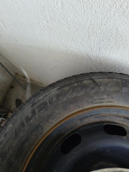 Диски с резиной зима 185*65*15 Michelin, Hankook