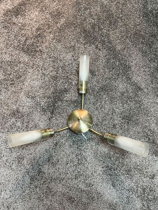 Люстра на 3 лампи