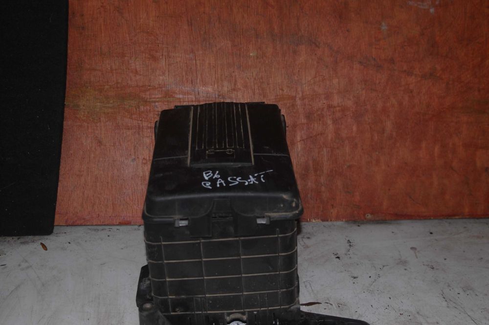 Obudowa akumulatora Volkswagen Passat B6