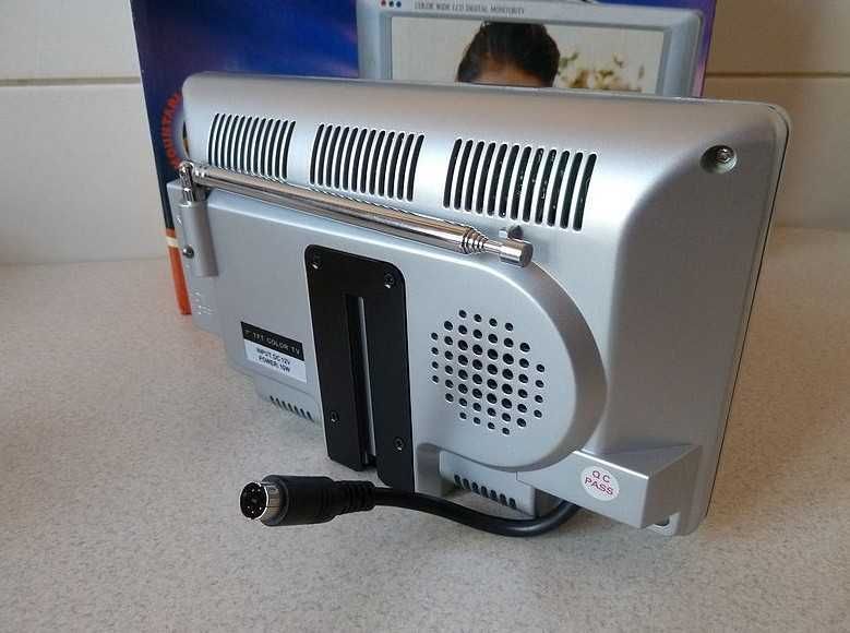 TV & MONITOR, 7" LCD Color.
