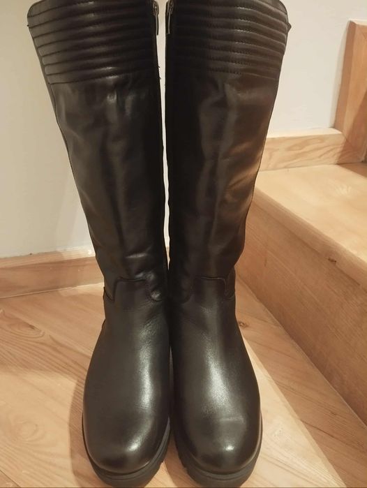 Buty skórzane Lasocki rozmiar.39