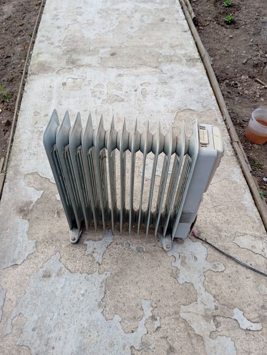 Продам масляний радіатор