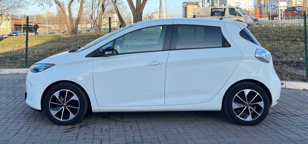 Оренда електромобіля Renault ZOE40 41 kWt