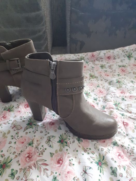 Botki damskie 38