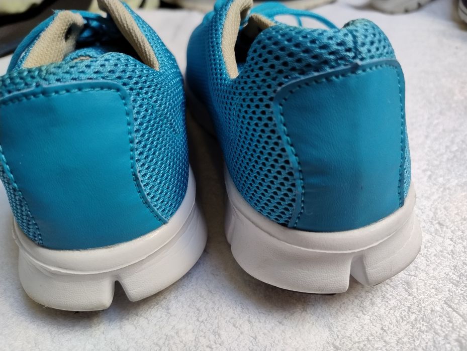 Półbuty buty sportowe