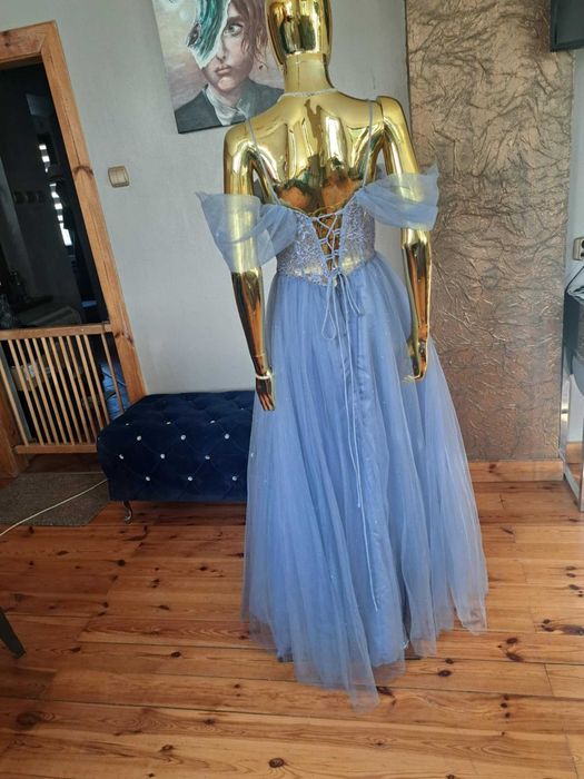 Śliczna suknia tiulowa na studniówkę R36 mega rozcięcie Polski produce