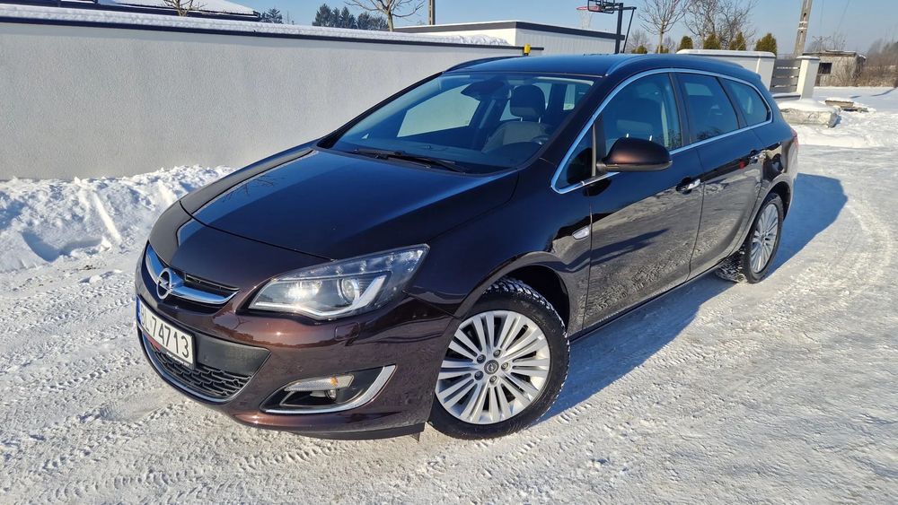 Opel Astra 2.0 Cdti 164km Nawigacja Bi-Xenon Klimatronik Idealny Stan