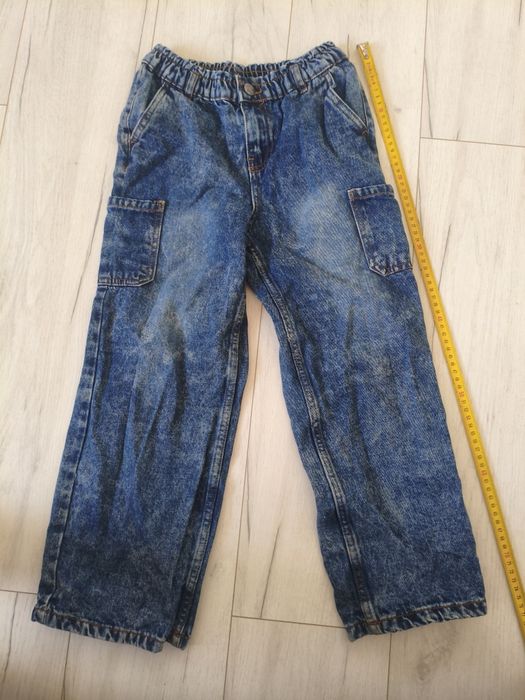 Jeansy dla dziewczynki r.128