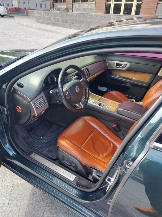 Jaguar XF 3.0i 2008р. 7300$