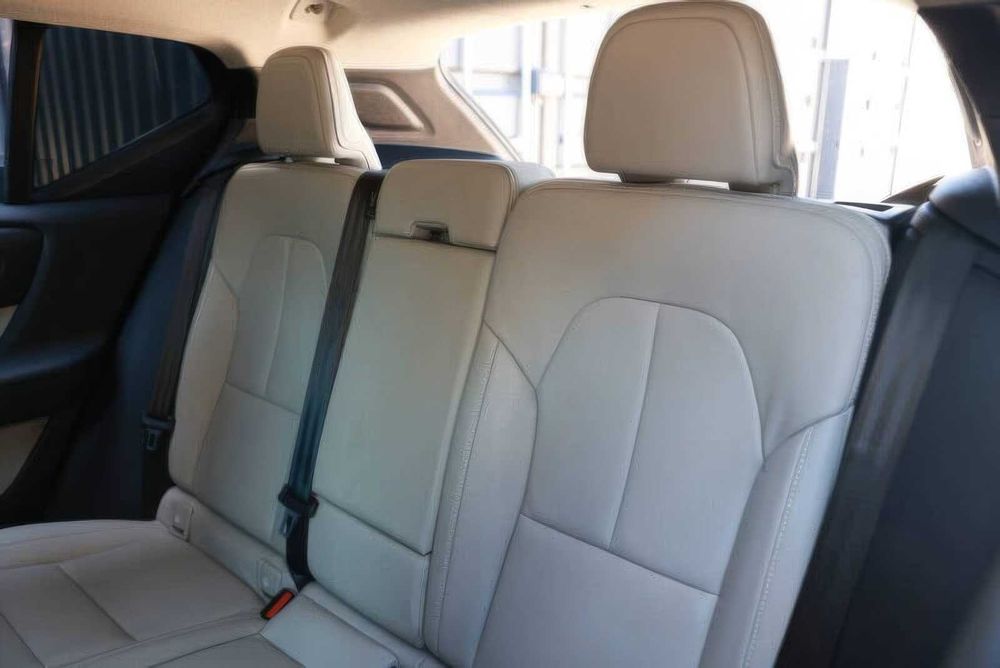 Volvo Xc40      2021