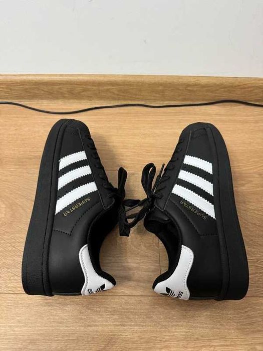 adidas SUPERSTAR czarne 37