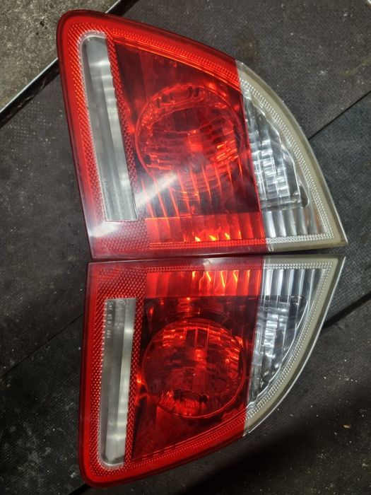 BMW E61 lampa tył lewa prawa w klapę przedlift lampy tylne