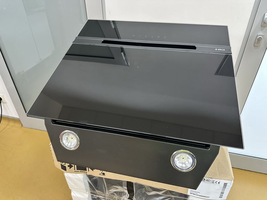 Elica STRIPE czarny okap 60cm NOWY