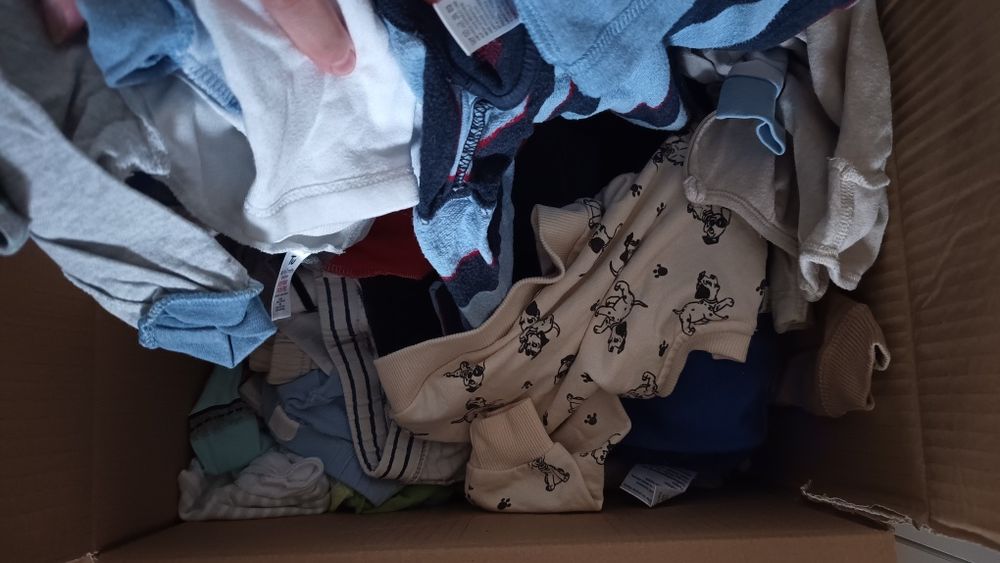 Duży karton ubranek dla chłopca 62cm
