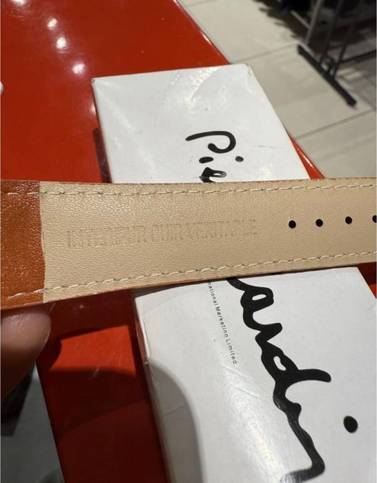 Годинник Pierre Cardin новий