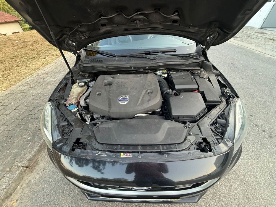 Volvo V40 D4 RDesign