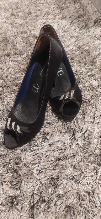 Buty damskie szpilka