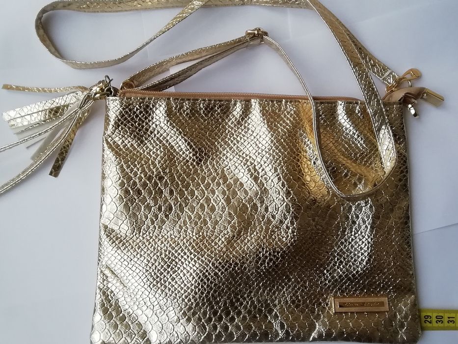 Женская золотая сумочка