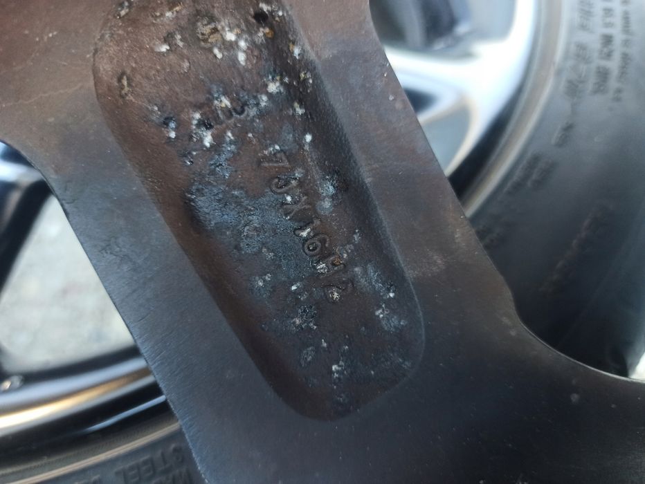 felgi aluminiowe peugeot 207 16 4x108 et15 z oponami