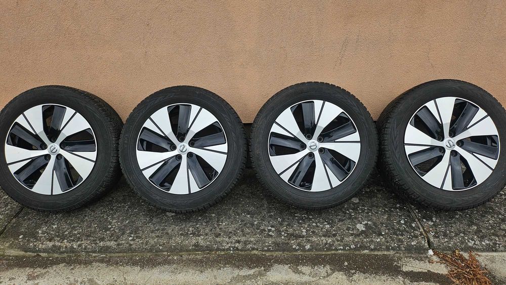 Koła Volvo xc 40  orginał Volvo opony zimowe