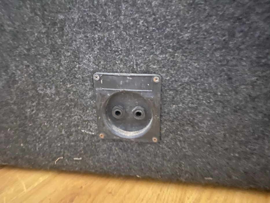 Colunas de som……………