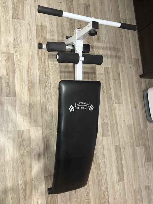 Ławka do ćwiczeń Platinum Fitness do brzuszkow