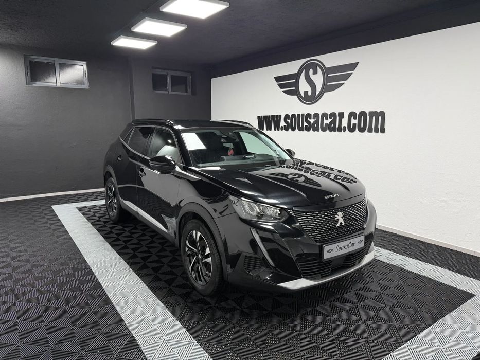 Peugeot 2008 PureTech 100 Allure