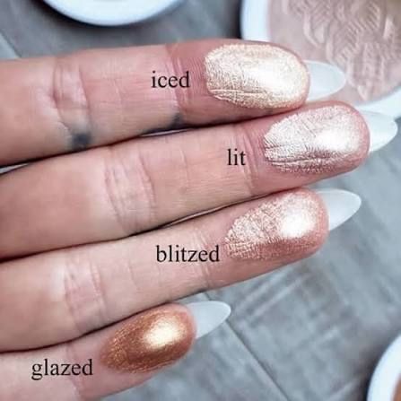 Rozświetlacz Milk Makeup Flex Highlighter kolor Lit champagne
