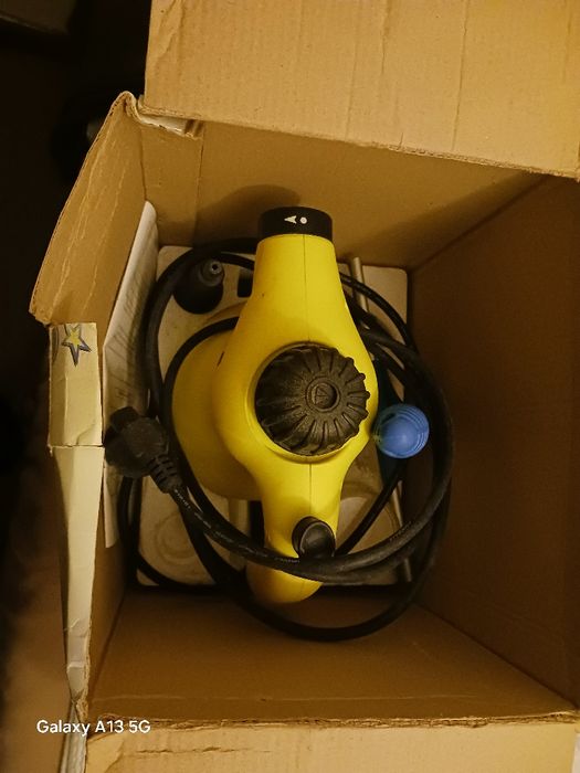 Mini vaporeta a água