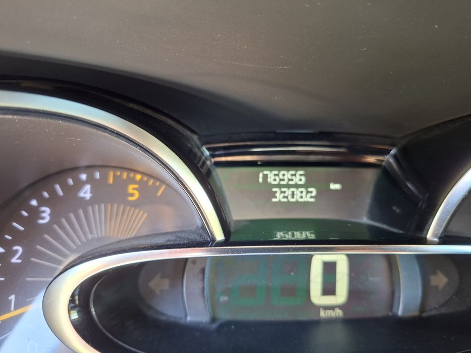 Renault clio como novo
