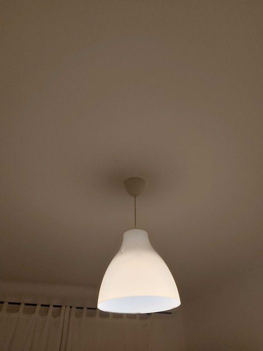 Candeeiro branco de tecto64873895606146121