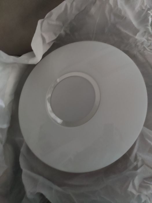 Candeeiro com comando foi posto durante um mês