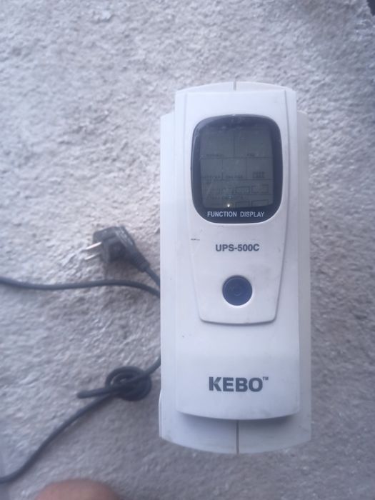 UPS 500 podtrzymywacz prądu UPS
