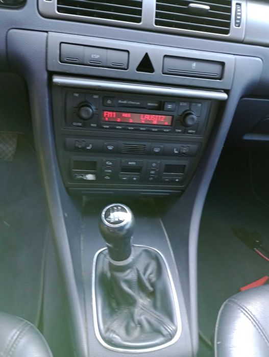 Audi A6 C5 - radio CHORUS polift
