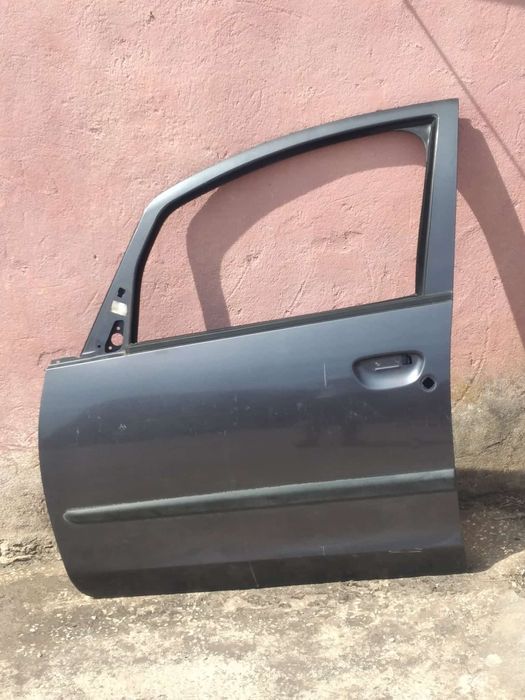 Porta Portas Mitsubishi Colt 5 Portas Ano 2005 Cinza Escuro PORTA NUA